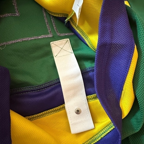 Men’s “Mighty Ducks” Inspired COACH BOMBAY Hockey Jersey - Size XL - NWOT - Picture 6 of 6